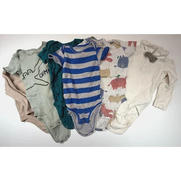 Lot of 7 bodysuits Boys size 18 months  Carters, Marvel, Zantano, Old Navy