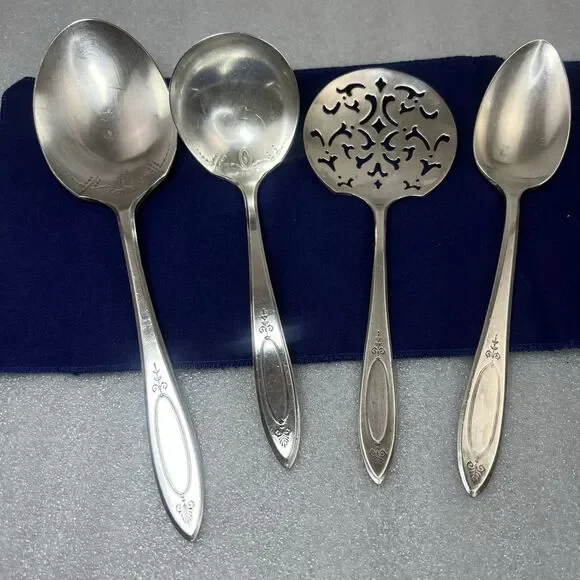 4 Oneida Community Plate Adam 1917 Serving Spoons Lot Casserole Tomato Server