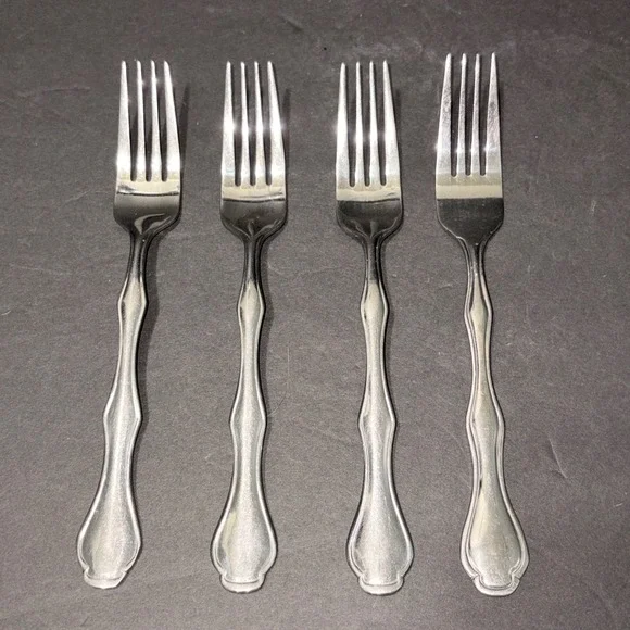 Set of 4 Stainless Steel Dinner Forks Silver Fiddle Handle Scroll Detail 8