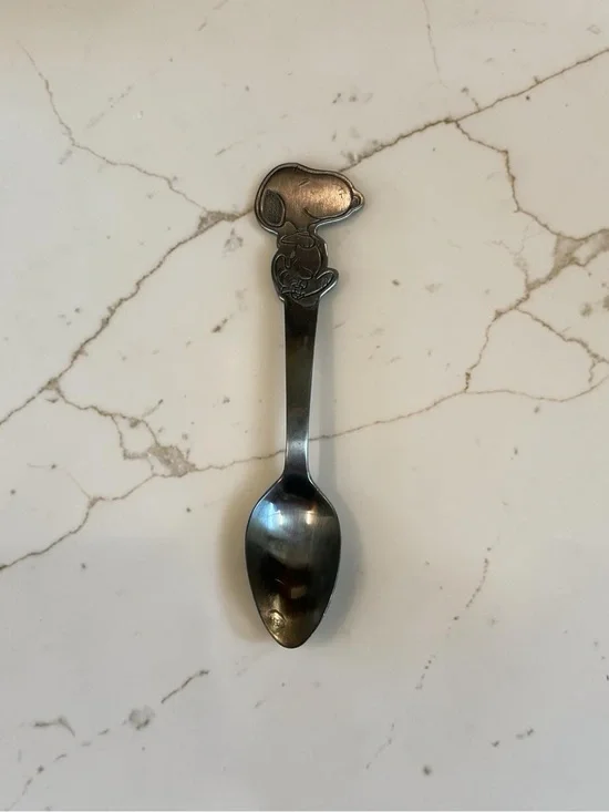vintage 1960s Danara Peanuts Snoopy baby spoon made of stainless steel #baby