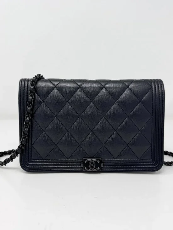 Chanel So Black Boy Wallet On Chain