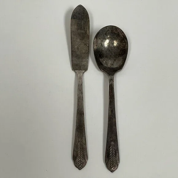 Wm. Rogers International Silver‎ Allure Silver-plate Flatware Butter Knife Spoon