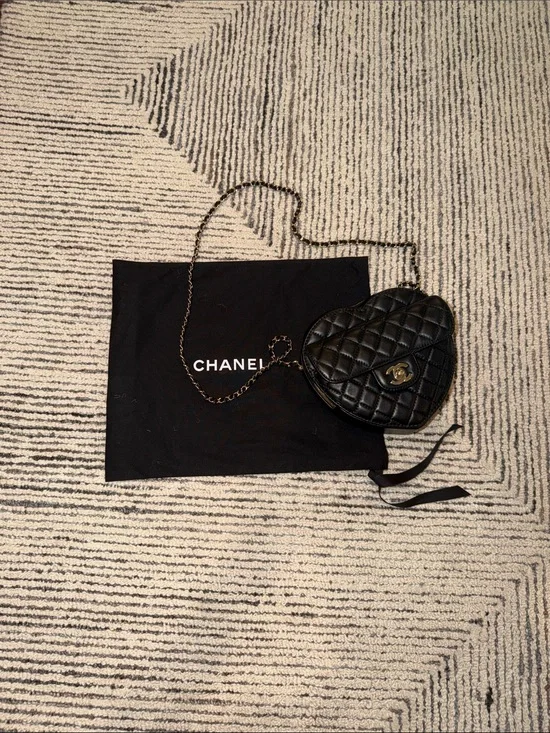 CHANEL Black Quilted Heart-Shaped Crossbody Bag with Gold Chain