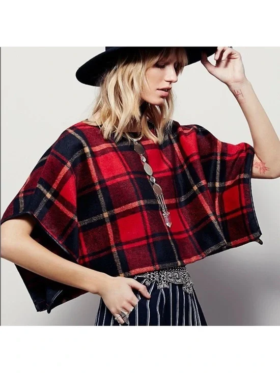 Free people Newburg poncho - one size -