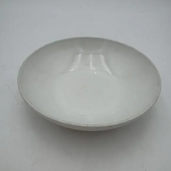Vintage Place Bowl in Centura White by Corning Fruit Berry Dessert 1960s 5.25