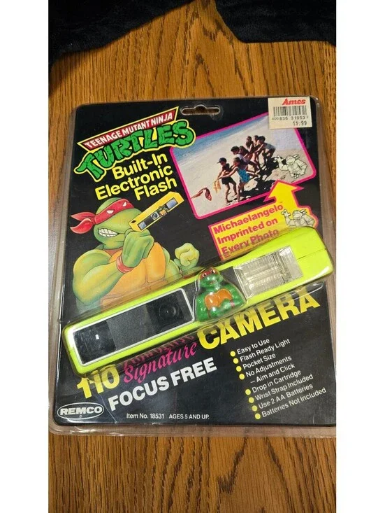 Teenage Mutant Ninja Turtles 110 Signature Camera with Built-in Electronic Flash