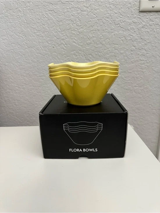 Greg Natale Melamine Flora Yellow Ombre Bowls-Set of 4-NEW