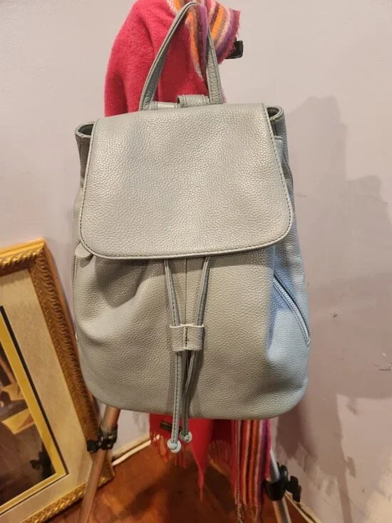 gray backpack