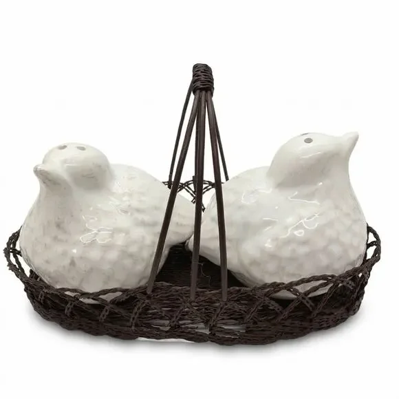 Chicks Birds Salt Pepper Shakers in Wire Country Basket Ceramic