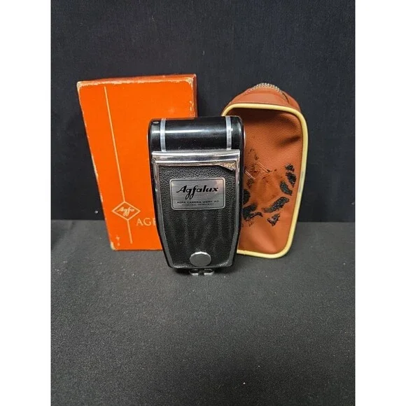Agfa AGFALUX MIT ETUI Type 6075 Pocket Flash Gun with Bag and Retail Box B2-12