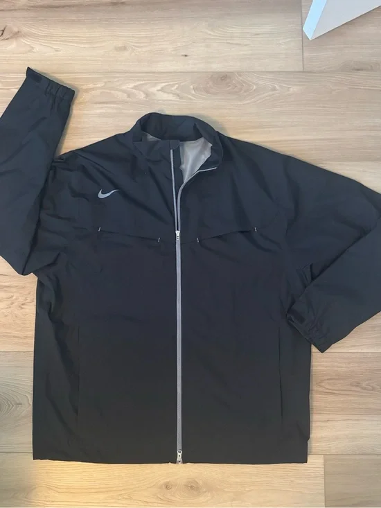 Nike Golf Men’s Black Full-Zip Performance Jacket Reflective Trim Storm Fit XL