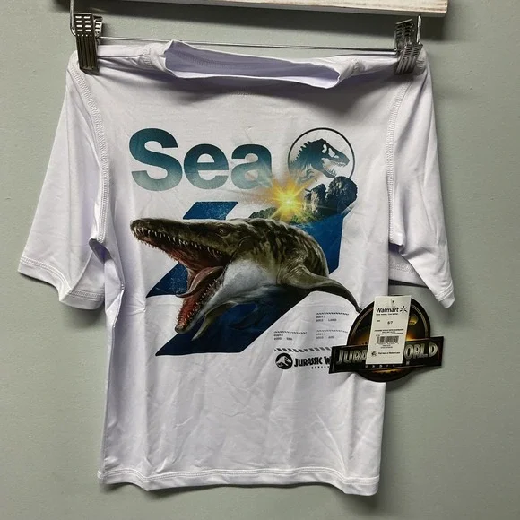 Jurassic World Boys Rash Guard UV50 Swim‎ Shirt Size 6/7 White Dinosaur