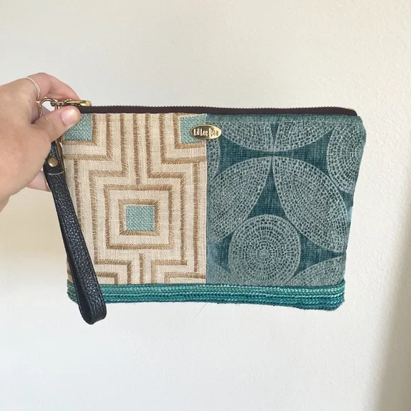 LilLeeBee Wristlet