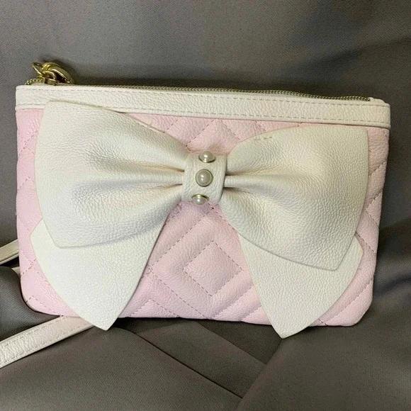 Betsy‎ Johnson Zanza Faux Leather QuiltedCrossbody/Wristlet Purse