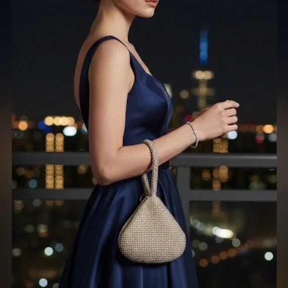 NWT Jessica McClintock‎ Staci Mesh Wristlet Pouch Light Gold Old Money Luxury