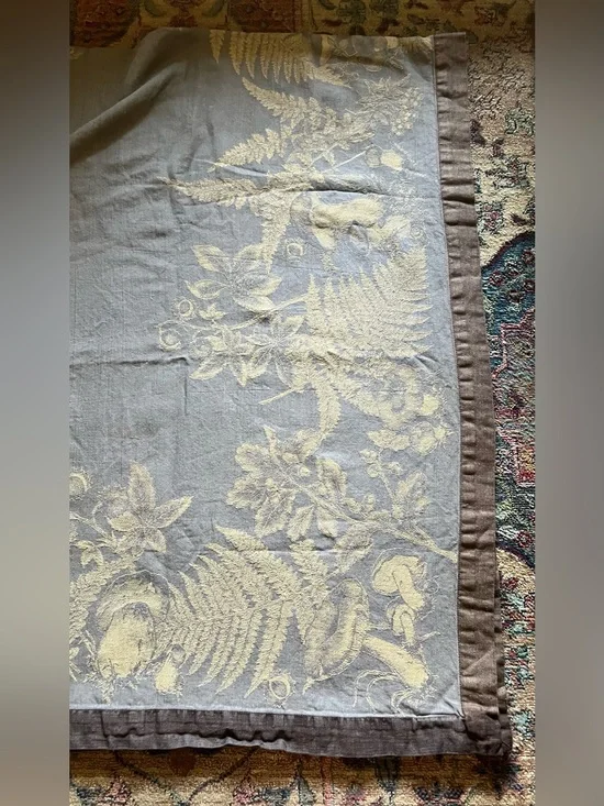 WILLIAMS SONOMA Forest Mushroom Jacquard Tablecloth