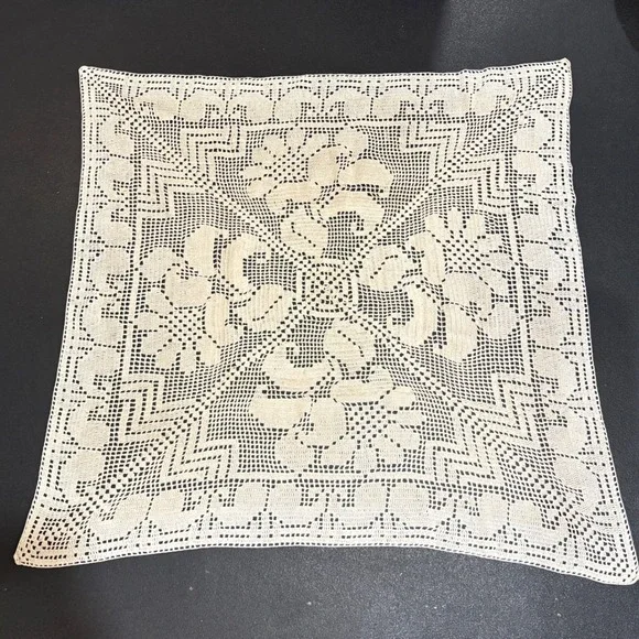 Vintage Handmade Crochet Lace Square Tablecloth Floral Cream 35'' Farmhouse Boho