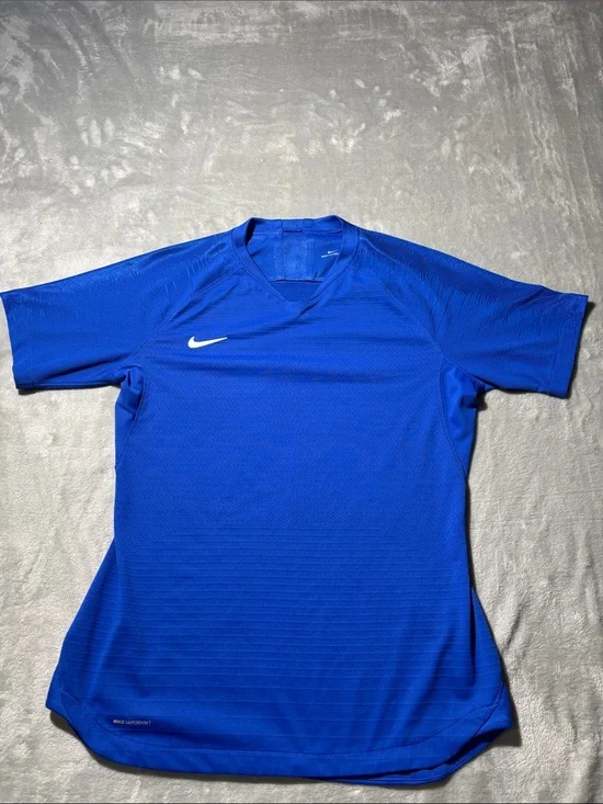 Nike VaporKnit Men’s S Blue Soccer Training Jersey Dri Fit Performance