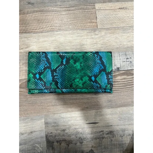 Banana Republic Green Blue Snakeskin Embossed Evening Clutch Bag Magnetic Snap