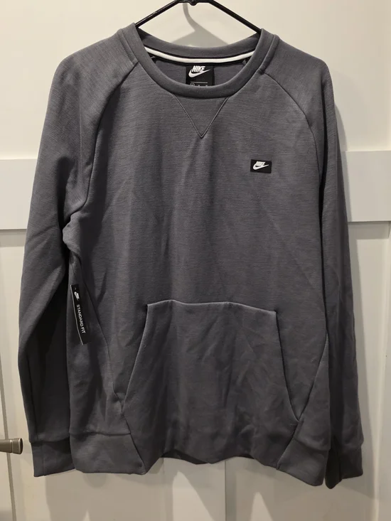 NWT Nike Men's Optic Crewneck Sportswear  Pullover Grey Front Pocket Sweatshirt