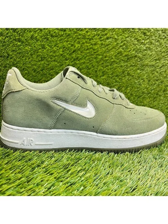 Nike Air Force 1 '07 Low Mens Size 10 Green White Athletic Suede Shoes Sneakers