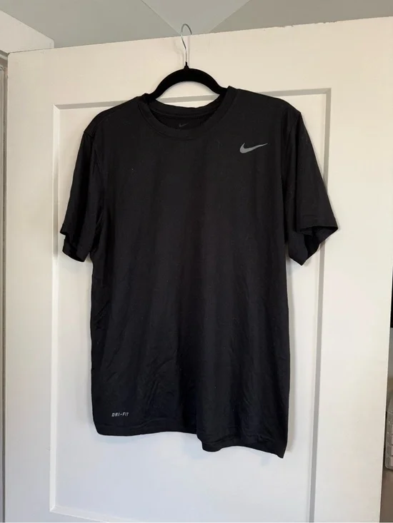 Nike Black Short Sleeve Dri-FIT Tee