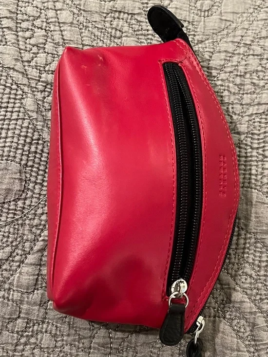 Barney’s New York. Red and Black Leather Zipper Cosmetic Case w/ Leather Tassel