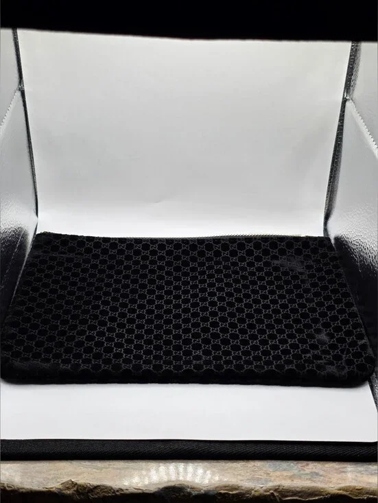 Gucci Beauty Velvet Cosmetic Bag