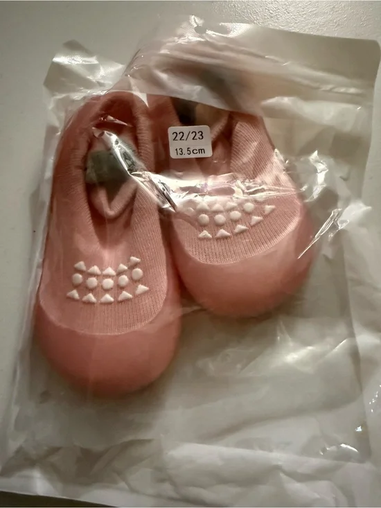 Kids Pink Non-Slip Slip-On Shoes