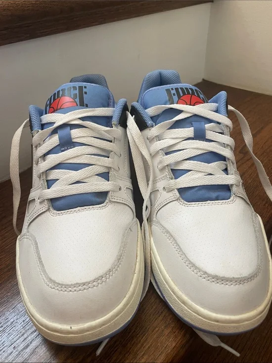 Nike White and Light Blue Low-Top Sneakers with Red Logo