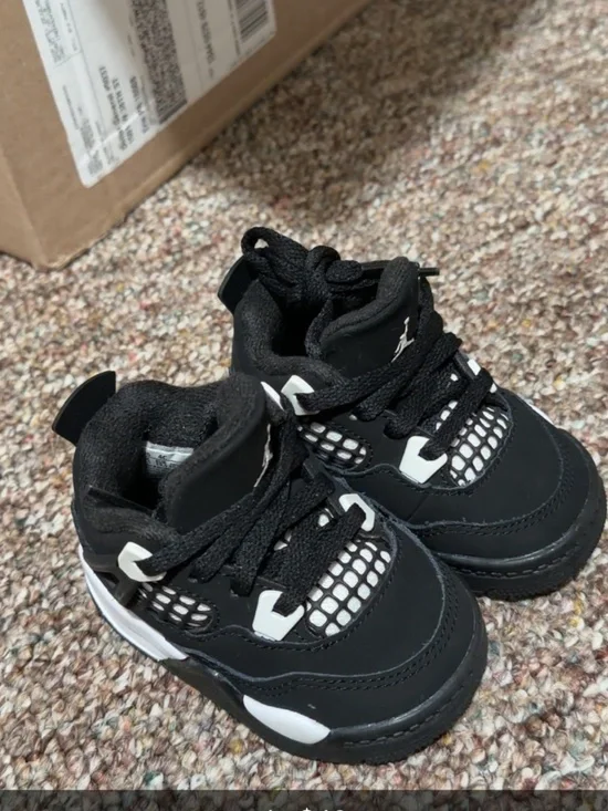 Jordan Retro 4