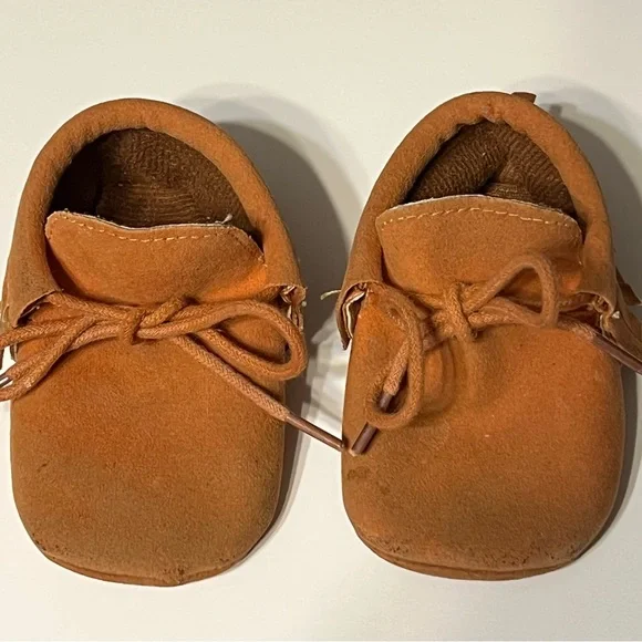 Baby Rust Suede Moccasin Shoes size 0-6