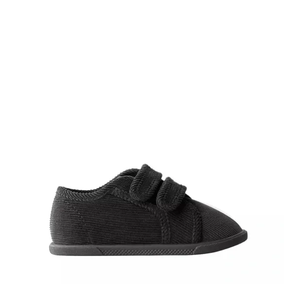 Zara Kids Black Hook-and-Loop Everyday Shoe! NWT. Size 20