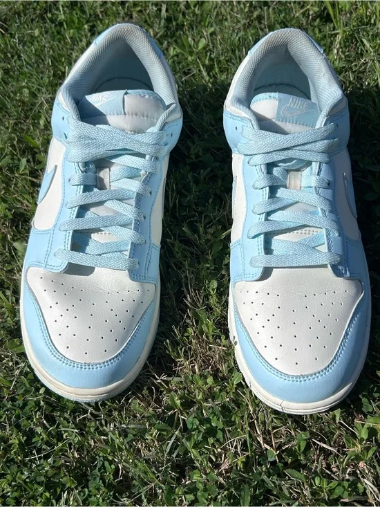 Nike Kids Low-Top Sneakers in Sky Blue and White