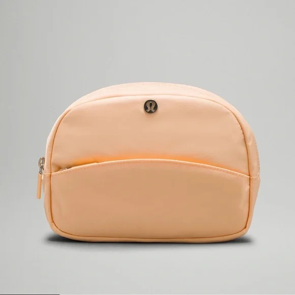 Lululemon City Essentials Pouch Mini