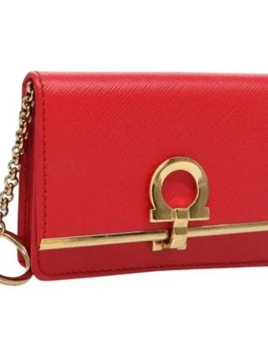 Salvatore Ferragamo Gancini Card Case Leather Red Gold Auth bs24757
