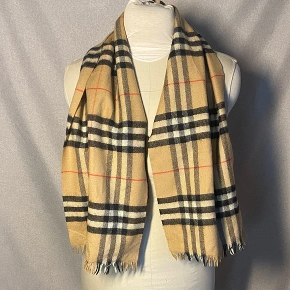 Nordstrom Lambswool Fringe Scarf in Tan and Black
