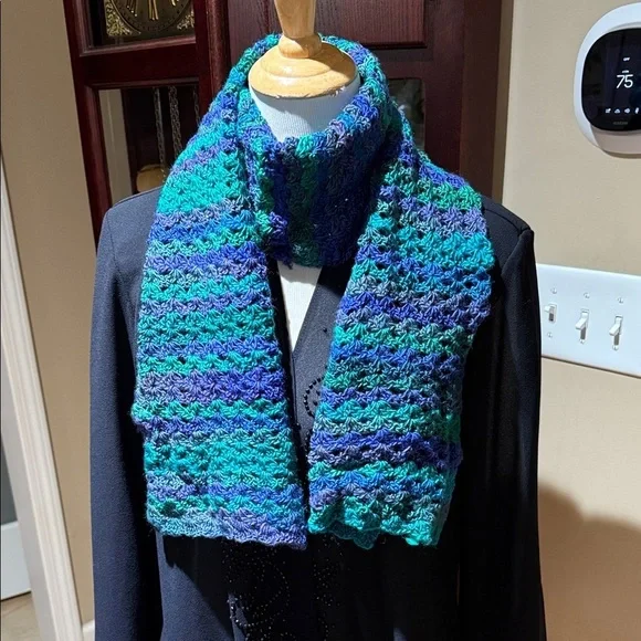 Vibrant Blue and Green Knit Scarf for Men