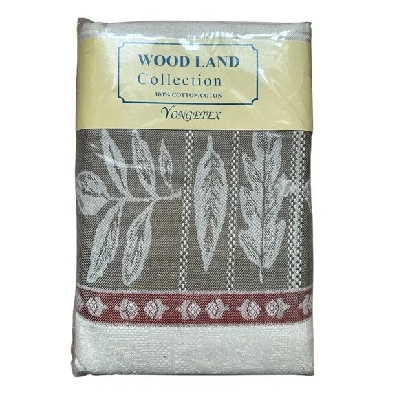 NOS NWT Vintage Yongetex Wood Land Collection 100% Cotton Tablecloth - 70