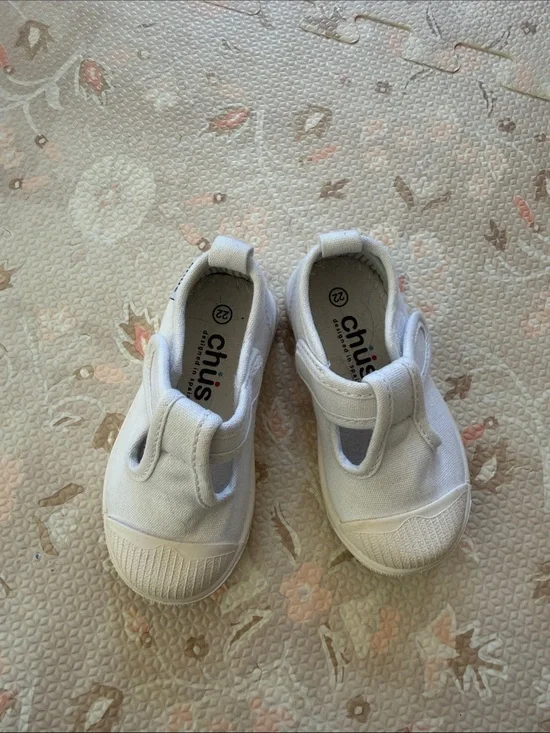 Chius White Canvas Baby & Walker Shoes