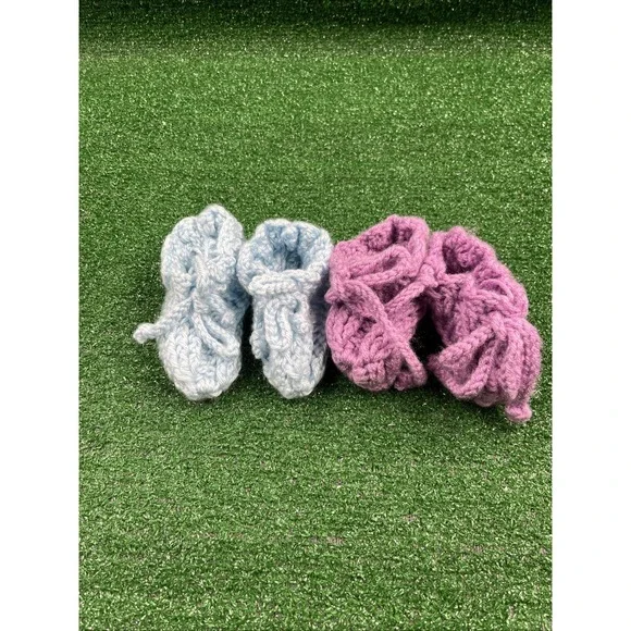 Vintage Hand Made Baby Toddler Booties Crochet Purple Baby Blue