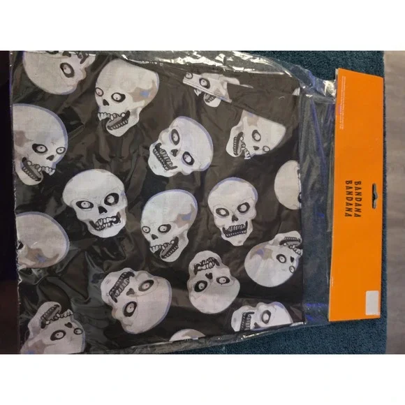 HUMAN SKULL BANDANA