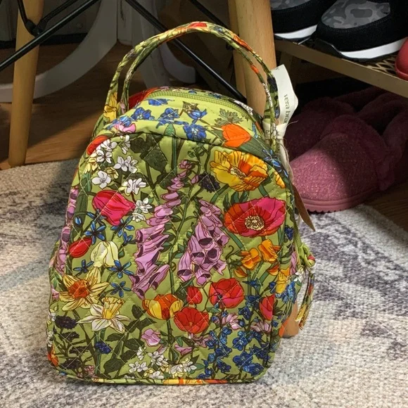 Vera Bradley Olive Green Floral Quilted Lunchbox Lunchbag