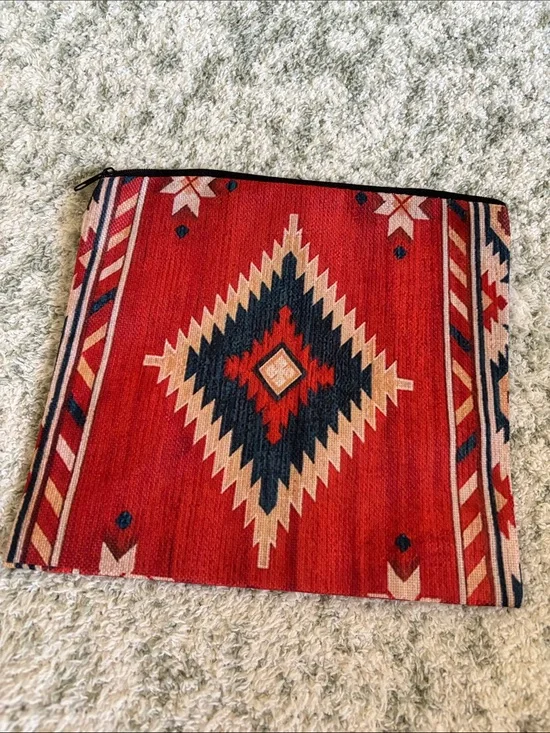 Navaho Santa Fe Stylized Red Geometric Southwestern Travel Bag NWT 8.5x7.75”