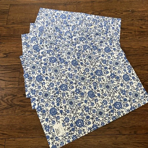 John Robshaw Textiles Juri Indigo 7 cloth PLACEMATS Cotton/Linen 14 x 19 in