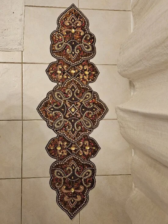 RARE EXQUISITE KIM SEYBERT MARRAKECH BROWN GOLD BEADED TABLE RUNNER CENTERPIECE