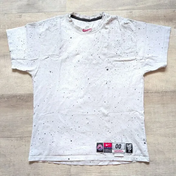 VTg Nike Freestyle Basketball T-Shirt Men Size Small S Gray Paint Splatter