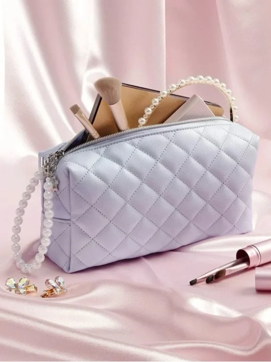 Pearl-Handle Quilted Cosmetic Pouch in Light Lavender