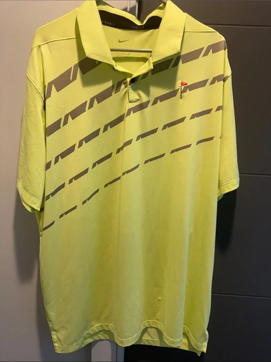 Nike Men’s Neon yellow Polo with Gray Diagonal Stripes like new size XL
