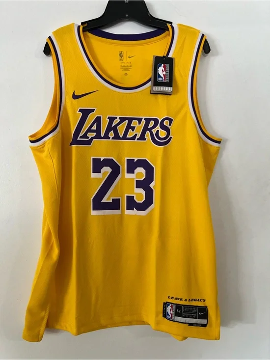 Nike  Lakers #23 Basketball Jersey Sz XL
